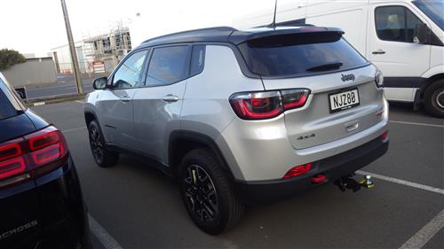 JEEP COMPASS STATIONWAGON 2017-CURRENT